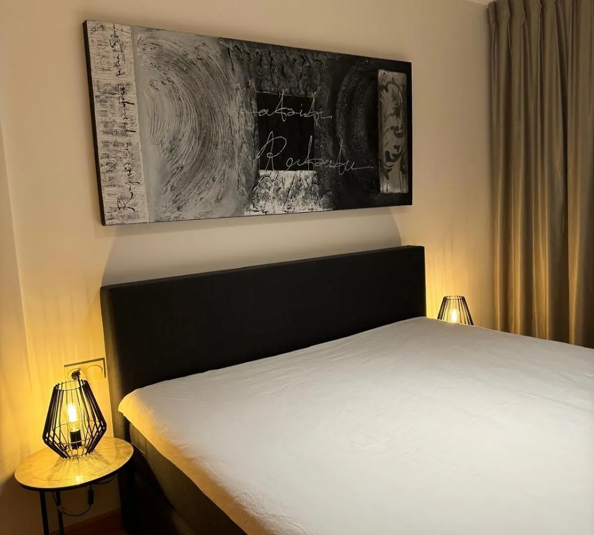 Stijlvol Appartement In Bruisend Malaga Free Parking